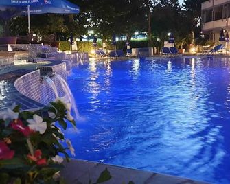 Hotel Sunquest - Mangalia - Piscina