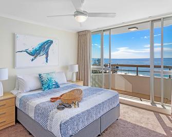 Newport Mooloolaba Apartments - Mooloolaba - Bedroom