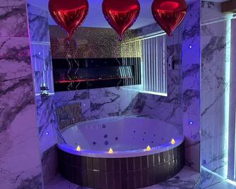 Livit Serviced Apartments - Bradford