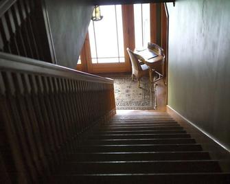 繡球花酒店 - 尤里卡 - 尤里卡 - 階梯