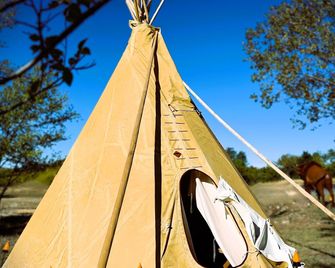 Apt 1- High Plains Lodge at Nomad Landing - Clayton