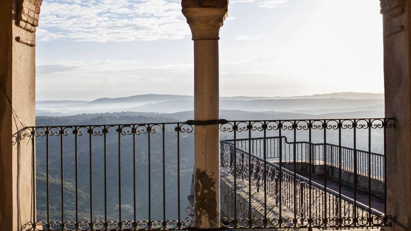 Hotel Tugasa Castillo de Castellar