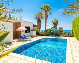 Villa Lela Tria - Coral Bay - Pool