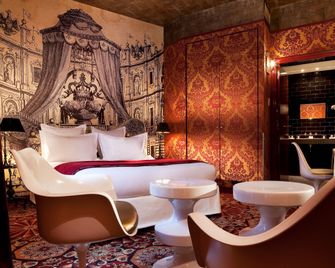 Hotel du Petit Moulin - París - Habitación