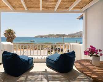 Kameo, Antiparos - Agios Georgios - Balcony