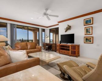 Waikoloa Fairways Unit A207 Golf View 2bd 2ba - Waimea (Big Island) - Sala de estar
