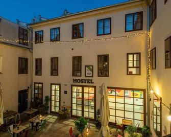 City Rooms Os - Osijek - Gebäude