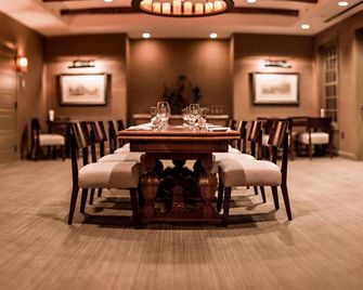 دياموند ميلز ريزورت - ساوجرتيس - مطعم