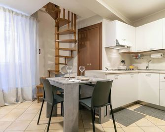 Welcomely - A Due Passi dal Lago - Tremezzo - Cocina