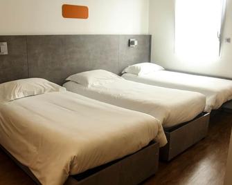 H24 Hotel - לה מה - חדר שינה