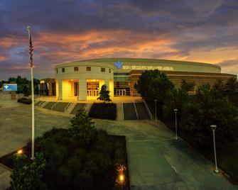 Holiday Inn Express & Suites Greenville - Taylors - Greenville - Building