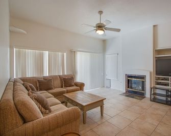 beautifu house lin center of Las Vegas - Spring Valley - Sala de estar