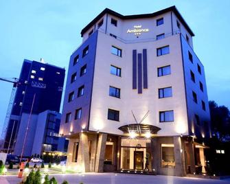 Ambiance Hotel - Bucarest - Bâtiment