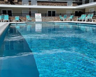 Beach block Wildwood Crest Condo-102 - Wildwood Crest - Piscina