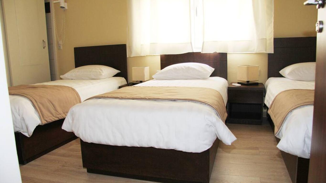 Rea Hotel
