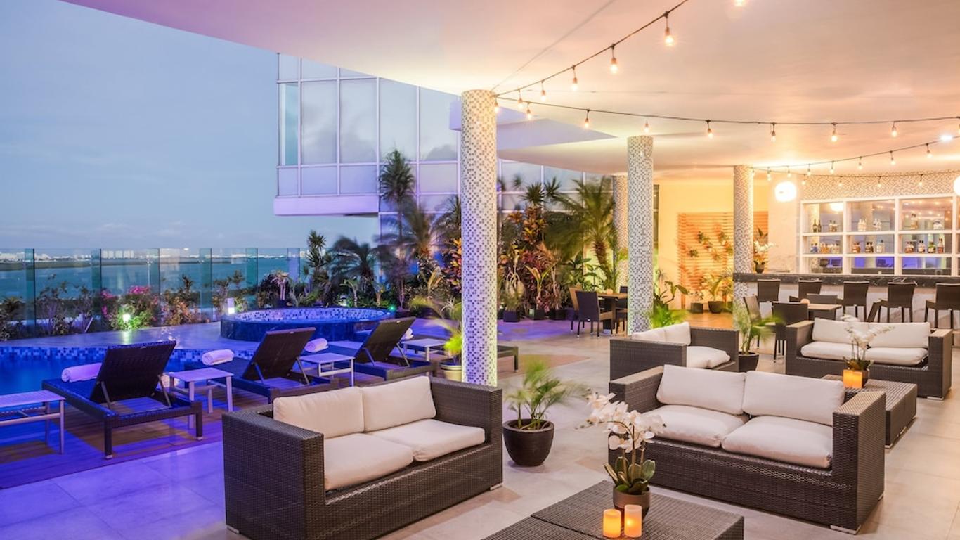Fiesta Inn Cancun Las Americas