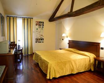 Villa Chiara Hotel - Canelli - Schlafzimmer