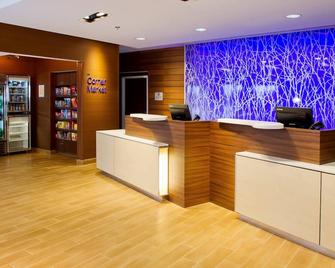 Fairfield Inn & Suites Wentzville - Wentzville - Front desk