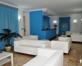 Albergo Delfino - Camerota - Ingresso