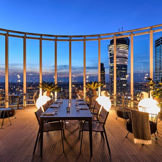 Restaurant view of Crowne Plaza Warsaw - The Hub