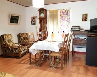 House with land 650 m2 - Boussens - Comedor