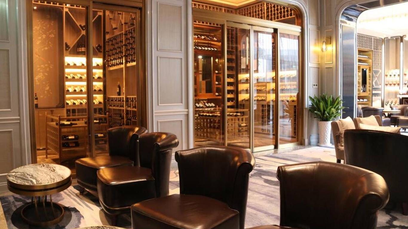 Wyndham Hotel Qingdao