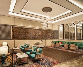 إيكانتي بليس من مجموعة آي إتش سي إل سيليكشنز - تيروباتي - ردهة