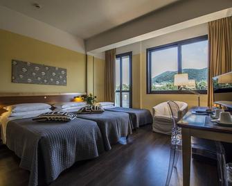Art Hotel Milano - Prato - Bedroom