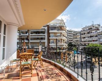 Apartment in Kalamaria - 塞薩洛尼基 - 陽台
