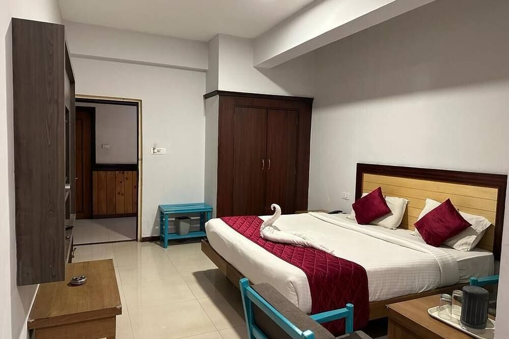 Hotel Preethi Palace - Ooty - Soverom