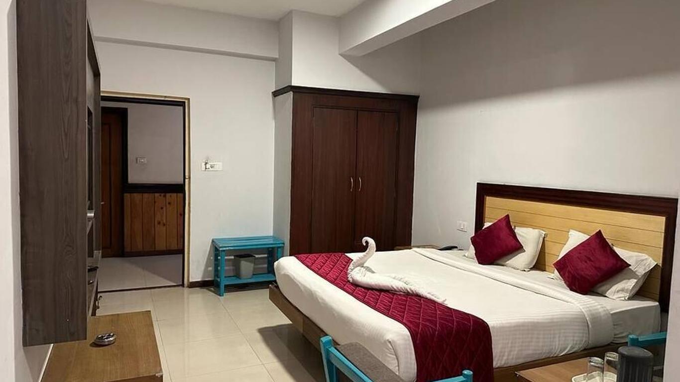 Hotel Preethi Palace