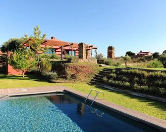 Eco Suites Resort - Santiago do Cacem - Piscina