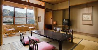 Ryotei Yamanoi - Matsue - Dining room