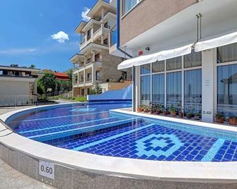 Paraizo Teopolis - Obsor - Pool