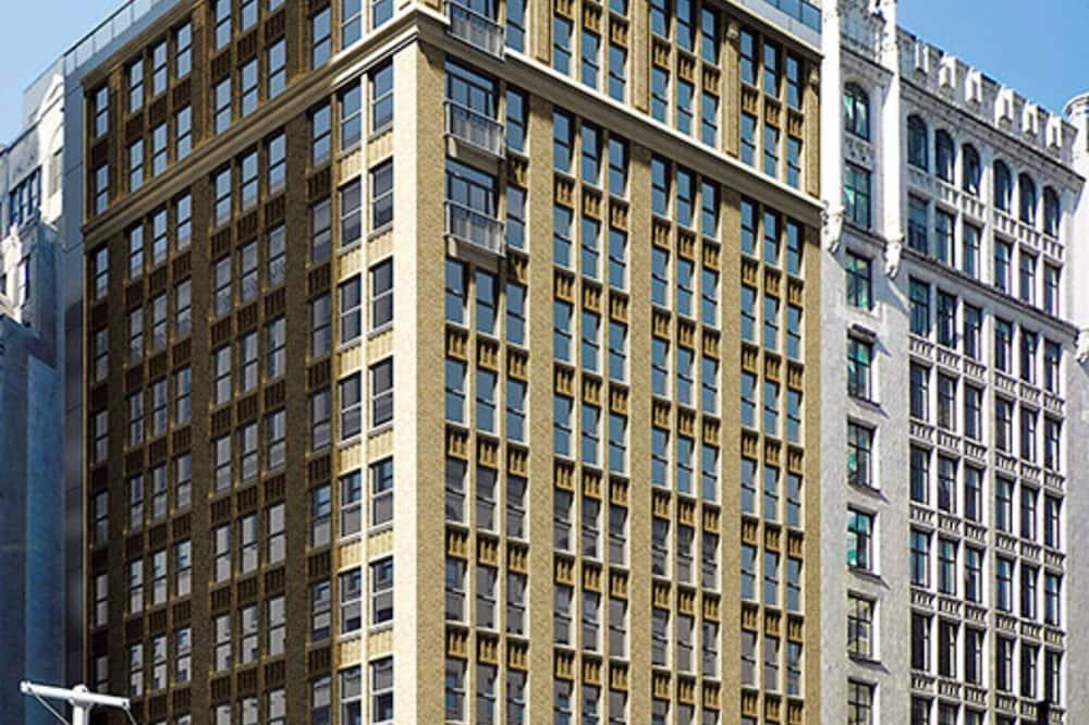 ベルナール・ビュッフェ、「NEW YORK-Park avenue」 Office Building On Park Avenue In New York Adds to Iconic