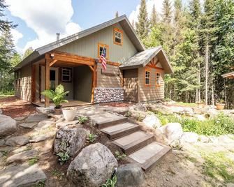 New Cottage in the Northwoods - Orr - Building