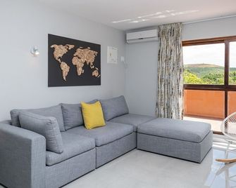 San Lameer Villa 10419 - 1 Bedroom Superior - 2 pax - San Lameer Rental Agency - Southbroom - Living room