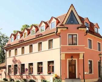 Hotel Zum Gondoliere - Woerlitz - Building