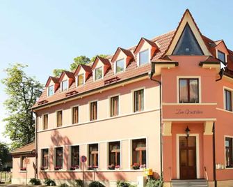 Hotel Zum Gondoliere - Woerlitz - Gebouw