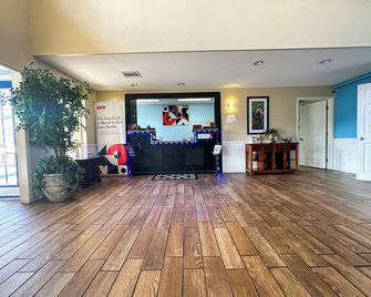 Bonita Lakes Inn by Capital O Meridian I20 - Meridian - Lobby