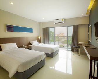 V Hotel Ubon Ratchathani - Ubon Ratchathani - Balcón