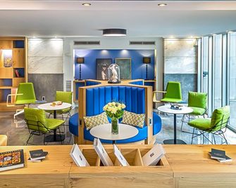 إيروتيل أليكساندروس - أثينا - ردهة