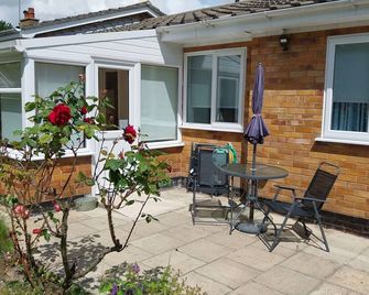 Beautiful 3-Bed Bungalow Kessingland rural retreat - Lowestoft - Patio