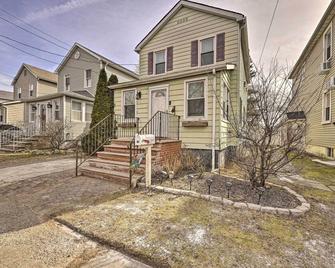 Charming New York Escape Near Central Park! - Yerikho - Bangunan