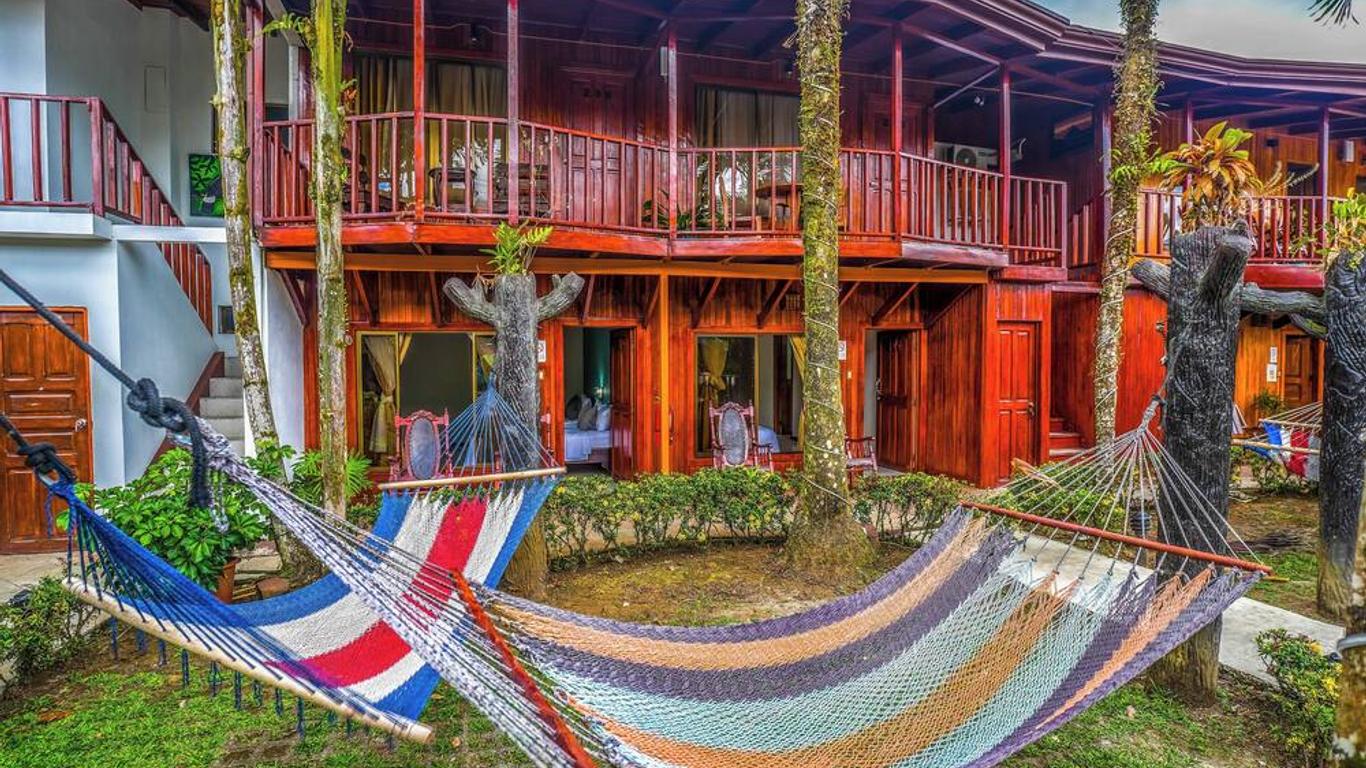 Poshtel Arenal