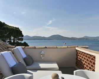 شيفال بلون سان تروبيه - سان-تروبيه - شرفة