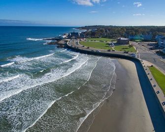 The Shore House - Narragansett - Beach