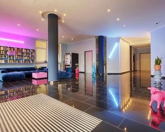 Max Aparthotel in Fürth - Fürth - Lobby