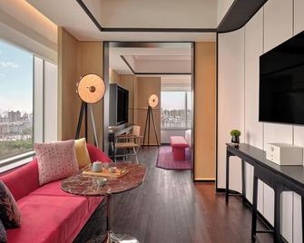 Hyatt Centric Zhongshan Park Shanghai - Shanghai - Living room