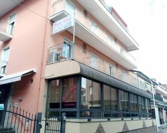 Hotel Alga - Bellaria-Igea Marina - Edificio